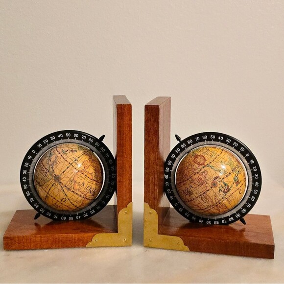 Globe World Old Map Wooden Base Vintage Bookends Spinning - Picture 1 of 8